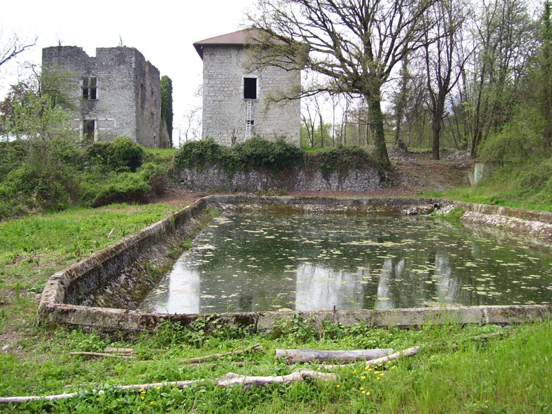 Demeure du Baron des Adrets...avant